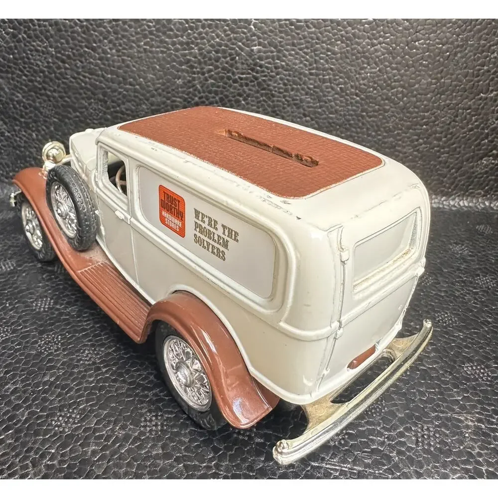 A7 ERTL 1932 Ford Panel Truck Bank Trustworthy Hardware 1:25 Diecast Coin Bank
